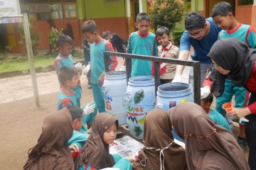 GUESS WHAT - Community Development CIMSA UMP thumb