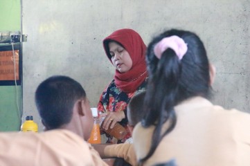 TrashCare - SCORP CIMSA UNIVERSITAS RIAU thumb